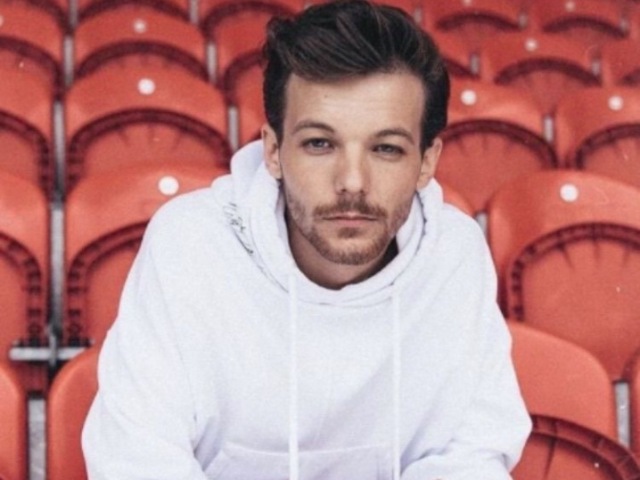 Louis com topete no clipe de Back To You