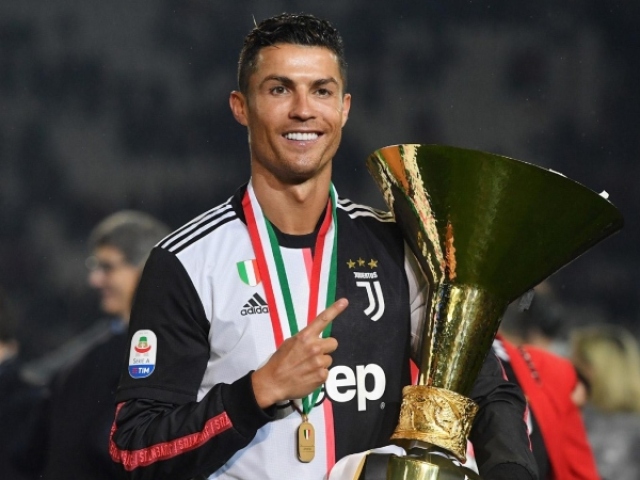 CR7