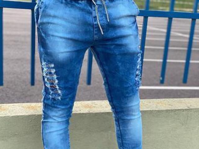 Jeans rasgado azul