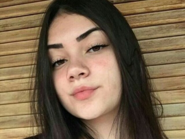 •Essa linda e perfeita 🌻•