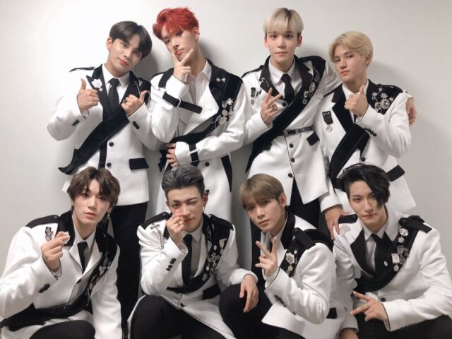 ATEEZ.