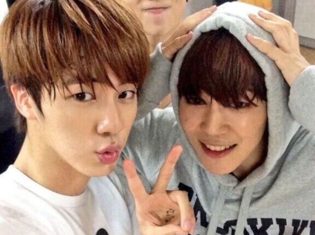 Jimin
e o nome é Jinmin