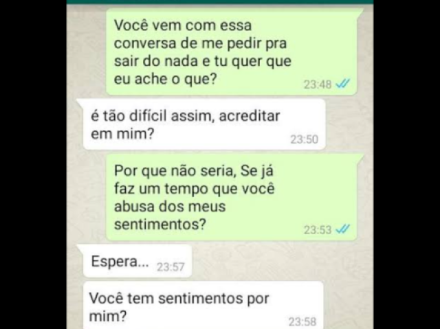 Jimin- |Vc com essa conversa de me pedir pra sair do nada e vc quer que eu ache oq?|

Jk- |É tão dificil assim acreditar em mim |

Jm- |Pq não seria se já faz um tempo que vc abusa dos meus sentimentos|

Jk- |Espera......
Vc tem sentimentos por mim| .