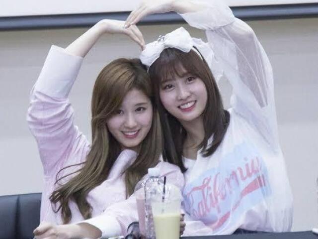 Momo\Sana