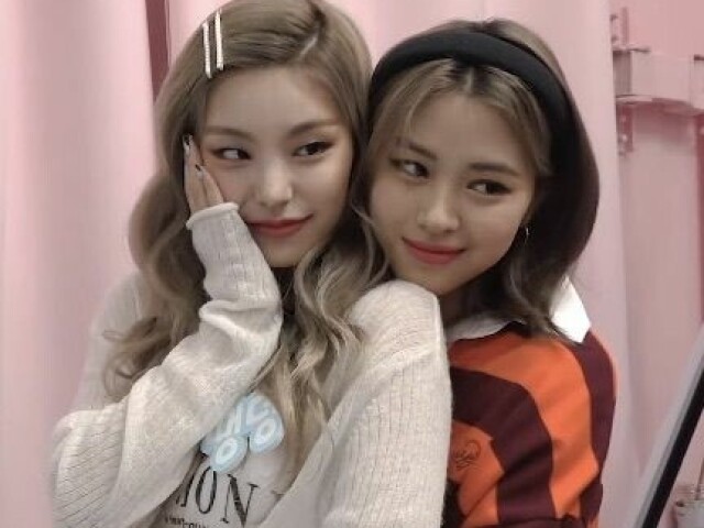 Yeji e Ryujin