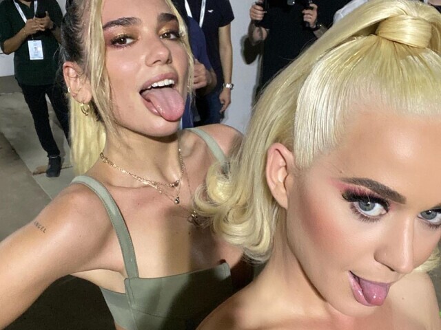 Dua Lipa te da um lacre cis e te ajuda a dar um feiche na Katy Perry