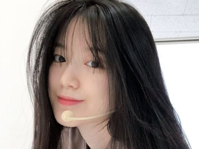 Shuhua - (G) I-DLE