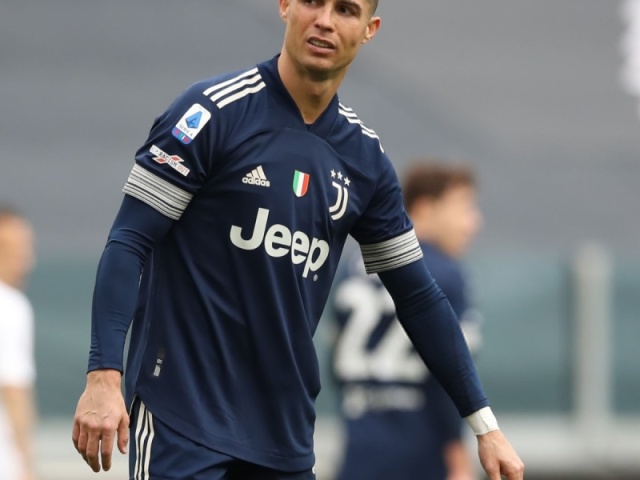 CR7