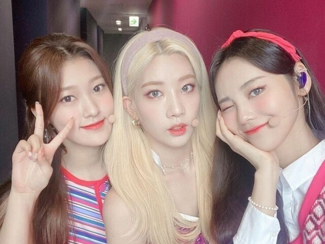 Odd Eye Circle