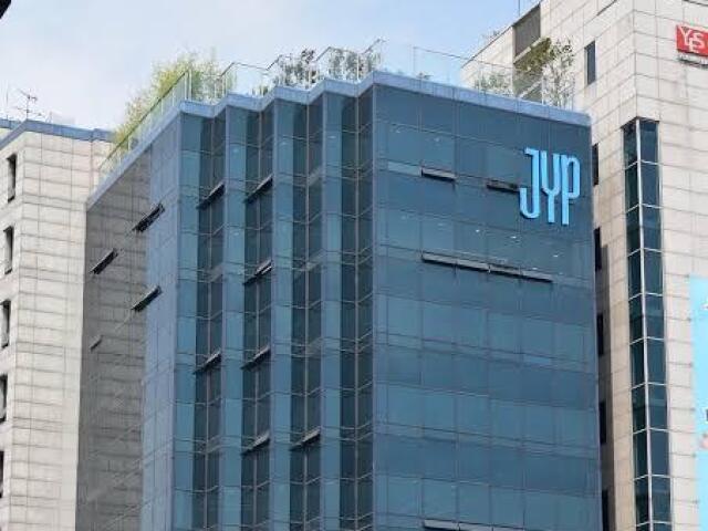 JYP