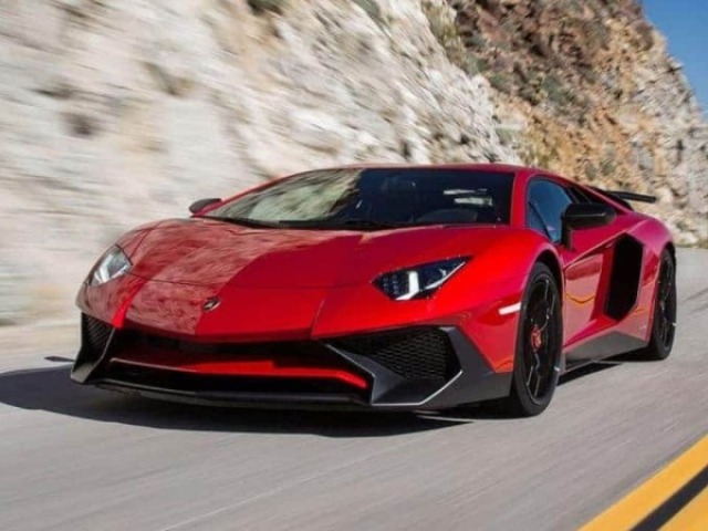 lamborgas aventador