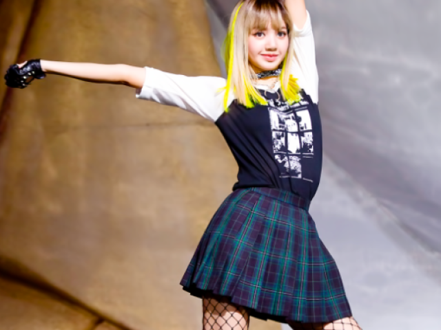 lisa em boombayah