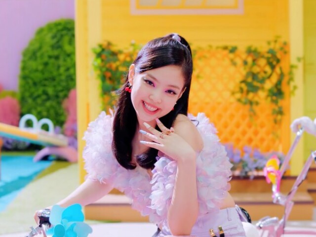 →Adivinhe o Mv de por uma cena da Jennie!ღ