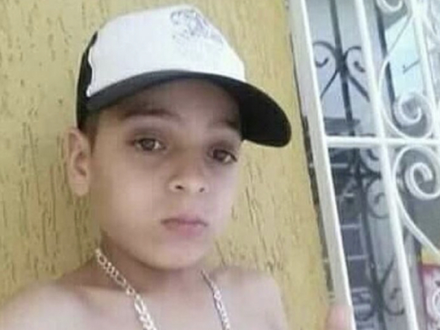 kkkkkkkk veinho nessa porra só tem branco, pego meu negão e vo embora