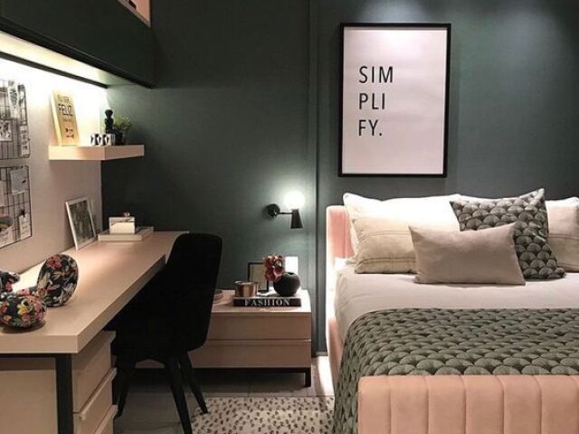 Seu quarto é fofo porém pequeno