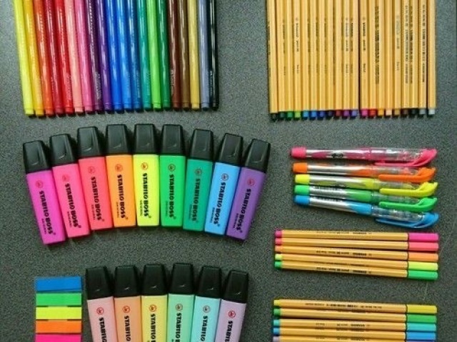 Monte seu material escolar! 👨🏫🏫
