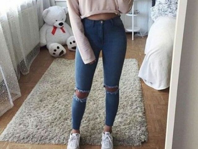 Só uma calça,um tênis e um cropped