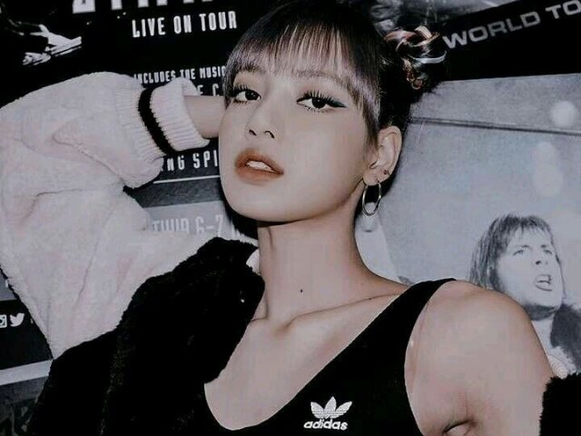 Lisa-Blackpink