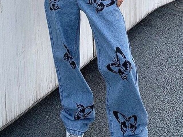 Calça jeans estilizada