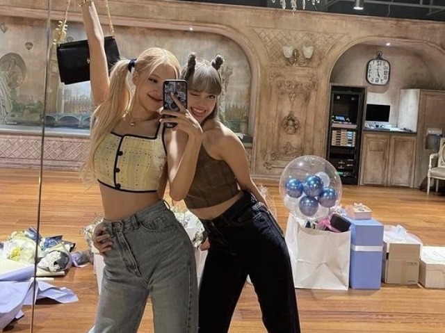 Chaelisa(lisa e rosé)