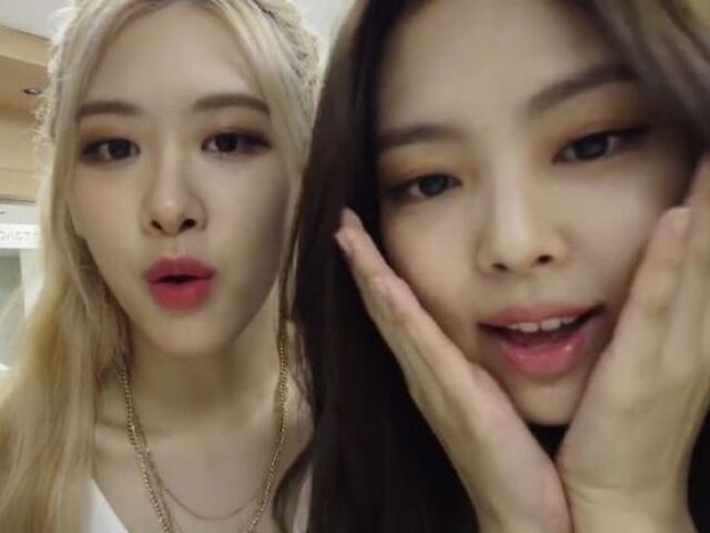 Chaennie(jennie e rosé)