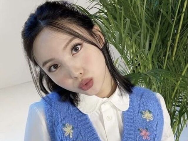 nayeon : twice