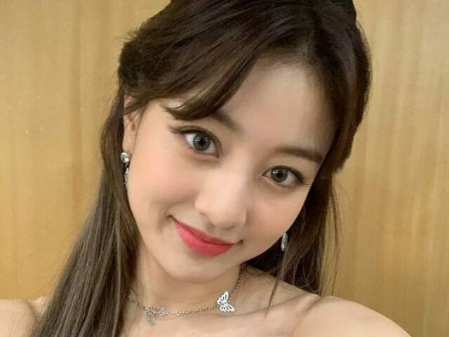 jihyo : twice