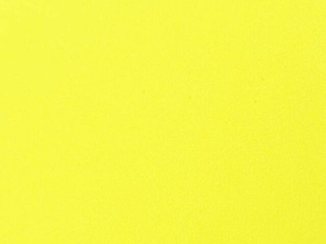 amarelo