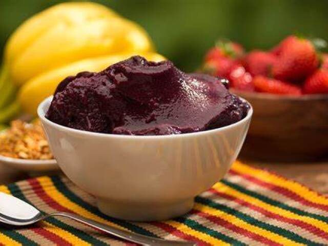 Açaí ( isso parece um sorvete de açaí '-')