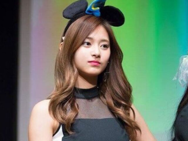 Qual é o grupo pela maknae?