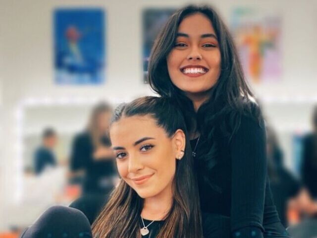 Shivani é sua melhor amiga.
