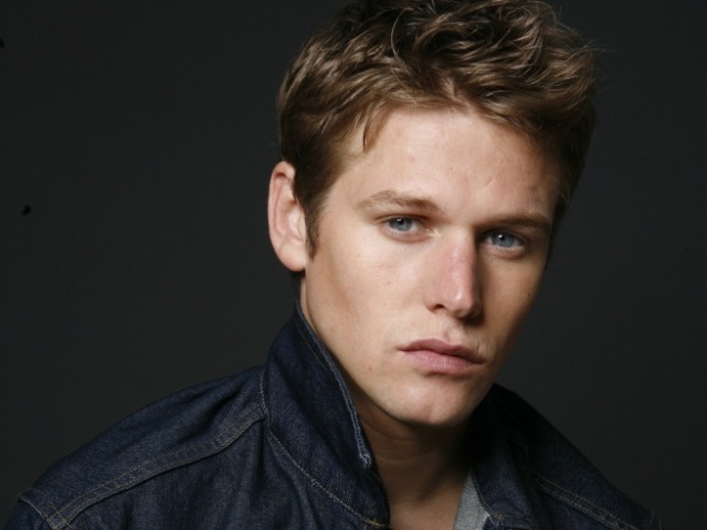 Zach Roerig