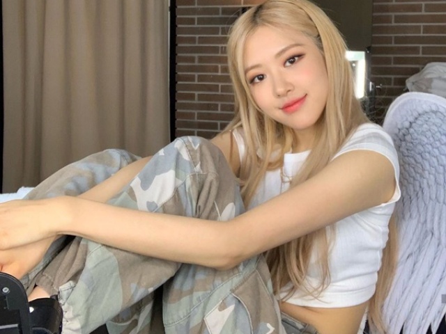 ROSÉ: BLACKPINK