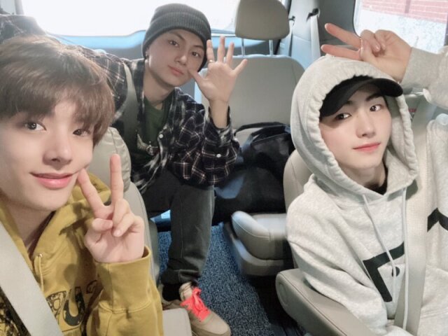 02 line
