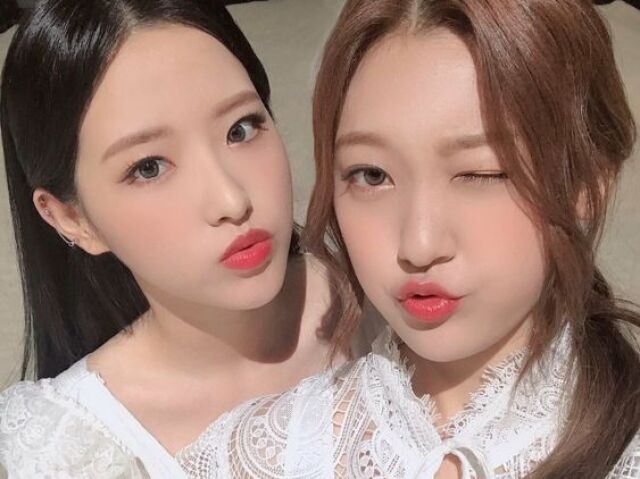 Choerry e Olivia Hye - Loona