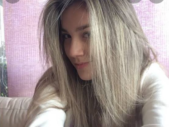 Olha meu cabelo miga