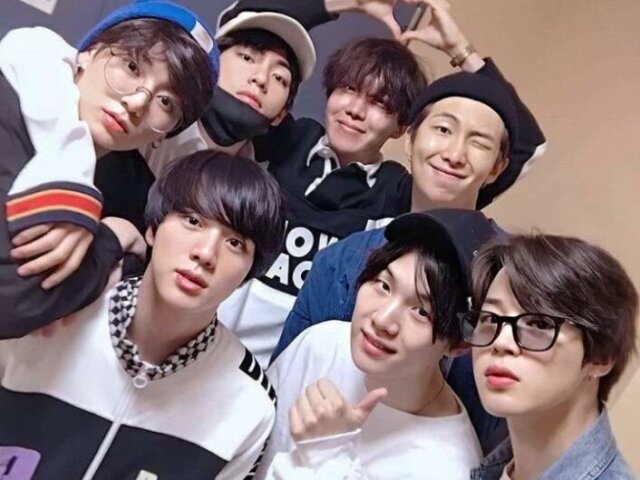 Monte sua casa e saiba qual integrante do BTS moraria com você