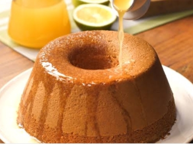 Bolo de alguma fruta