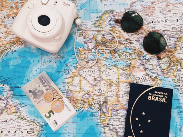 Planeje sua viagem ideal e te indicaremos um filme