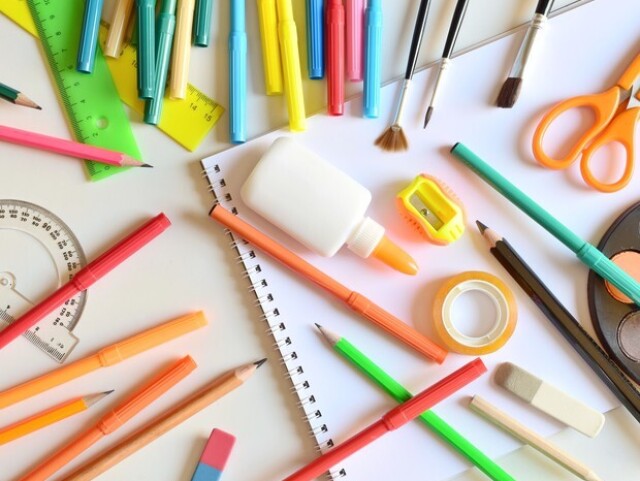 Crie seu material escolar COMPLETO e com muitas opções