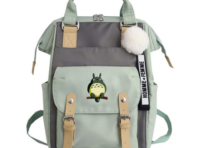 mochila do totoro<3