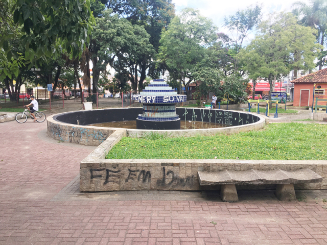 Na praça