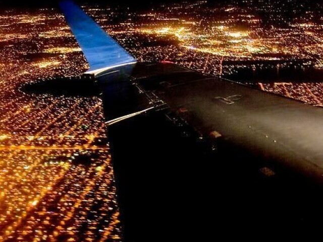 Animação grande e o medo de altura? Kkkk foto no avião é tudo né? Muito obrigada por estarem comigo nesse momento nem mesmo que seja por uma telinha amo vocês beijos