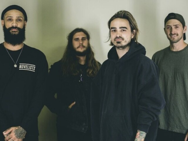 Você conhece a banda Like Moths to Flames?