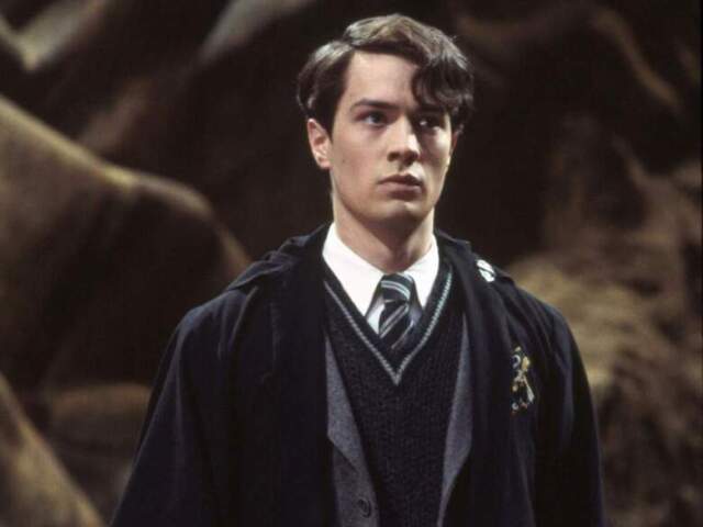 TOM RIDDLE