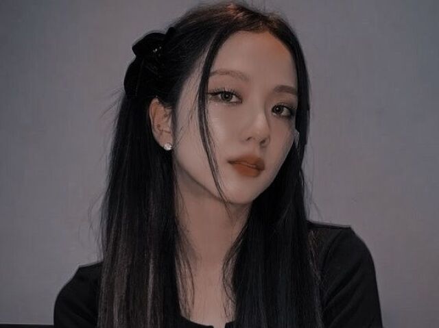 jisoo 07