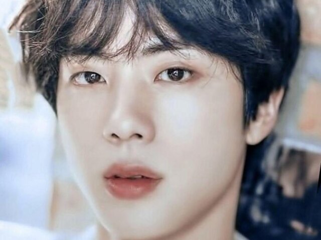 Seokjin ,Jin (mundialmente bonito ksksksks)