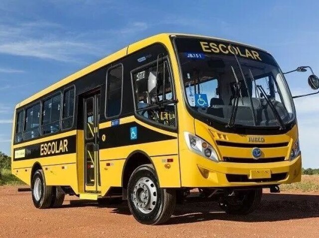 De ônibus escolar