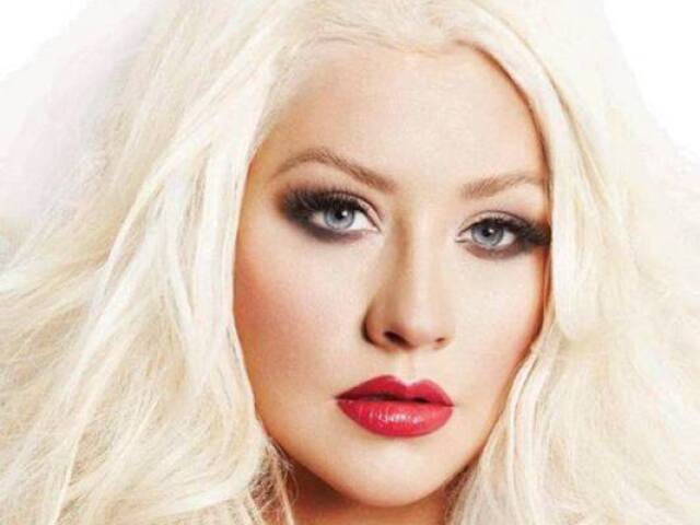 Christina Aguilera.