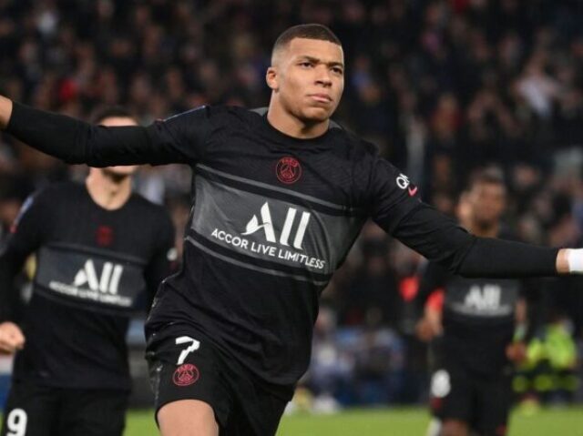 Mbappé (Atacante) (PSG)